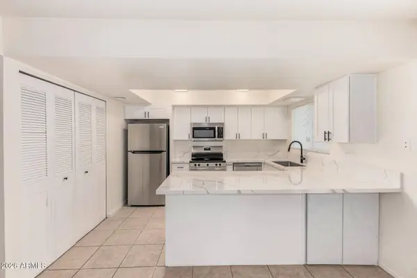 6605 N 44TH Avenue, Glendale, AZ 85301