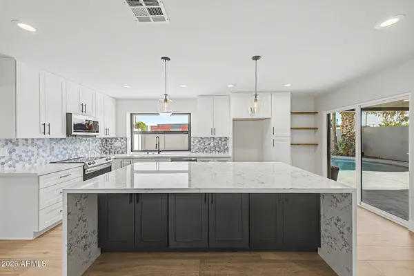 8013 E HUBBELL Street, Scottsdale, AZ 85257