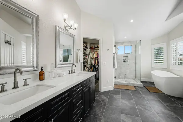 5725 E EVANS Drive, Scottsdale, AZ 85254
