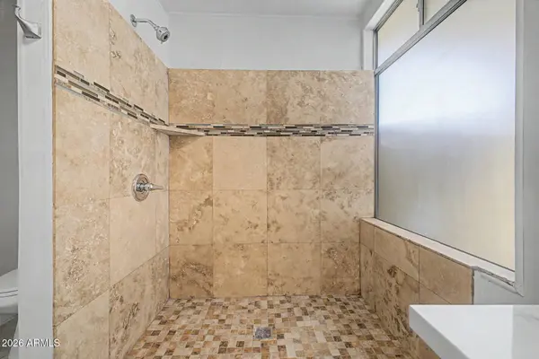 6602 W MISSION Lane, Glendale, AZ 85302