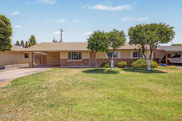 911 N NINA Drive, Mesa, AZ 85201