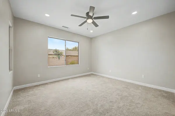 19241 N EMERALD COVE Way, Surprise, AZ 85387