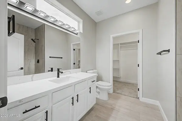19241 N EMERALD COVE Way, Surprise, AZ 85387