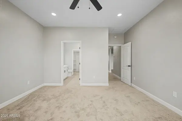 19241 N EMERALD COVE Way, Surprise, AZ 85387