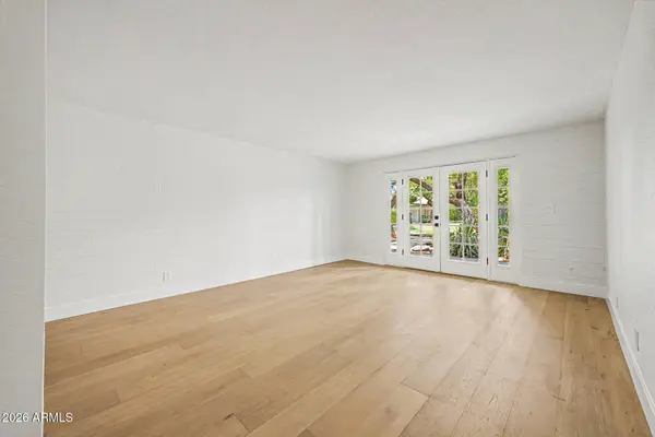 3505 E CAMPBELL Avenue #11, Phoenix, AZ 85018