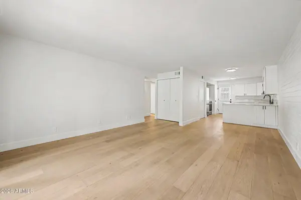 3505 E CAMPBELL Avenue #11, Phoenix, AZ 85018
