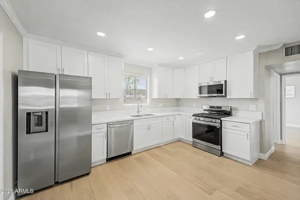 2812 N 32ND Place