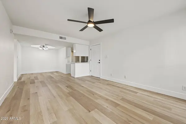 2855 S EXTENSION Road #109, Mesa, AZ 85210