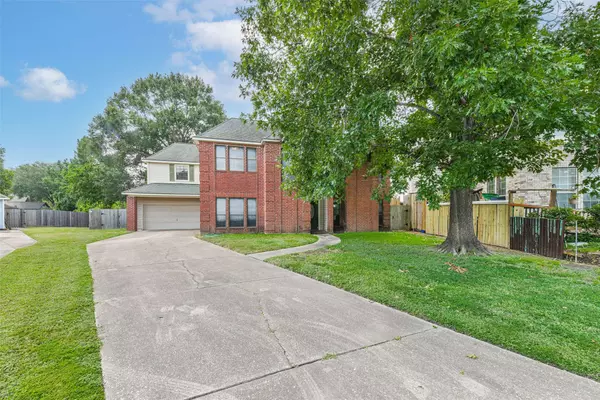 6239 Oak Pass DR, Houston, TX 77091