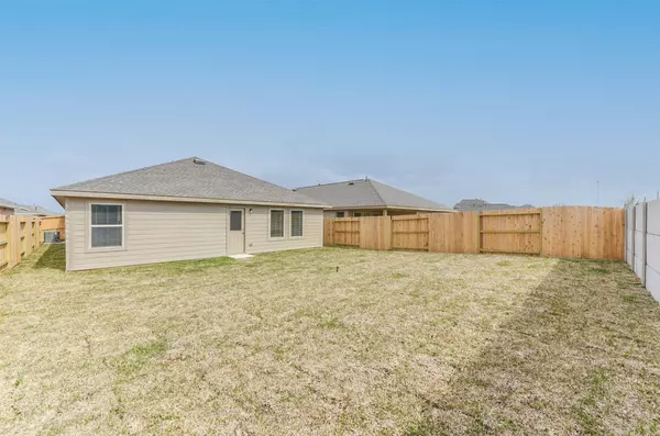 24211 Breckenridge Pass LN, Hockley, TX 77447