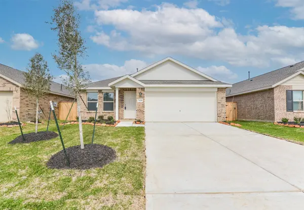 24218 Breckenridge Pass LN, Hockley, TX 77447