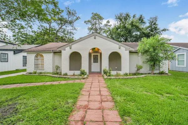 23122 Whispering Willow DR, Spring, TX 77373