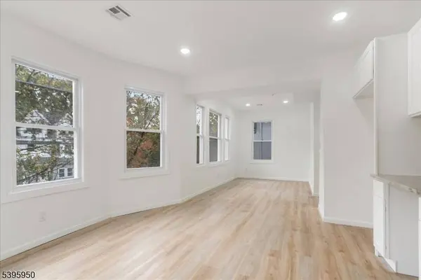 813 S 12Th St, Newark City, NJ 07108