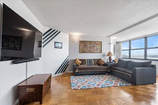 7002 BLVD EAST  #35F, Guttenberg, NJ 07093
