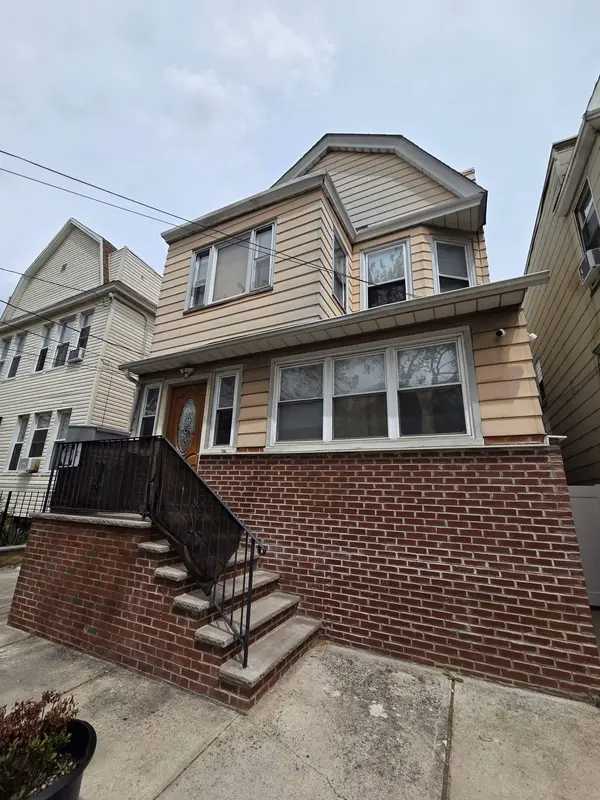 364 WOODLAWN AVE, Jc West Bergen, NJ 07305