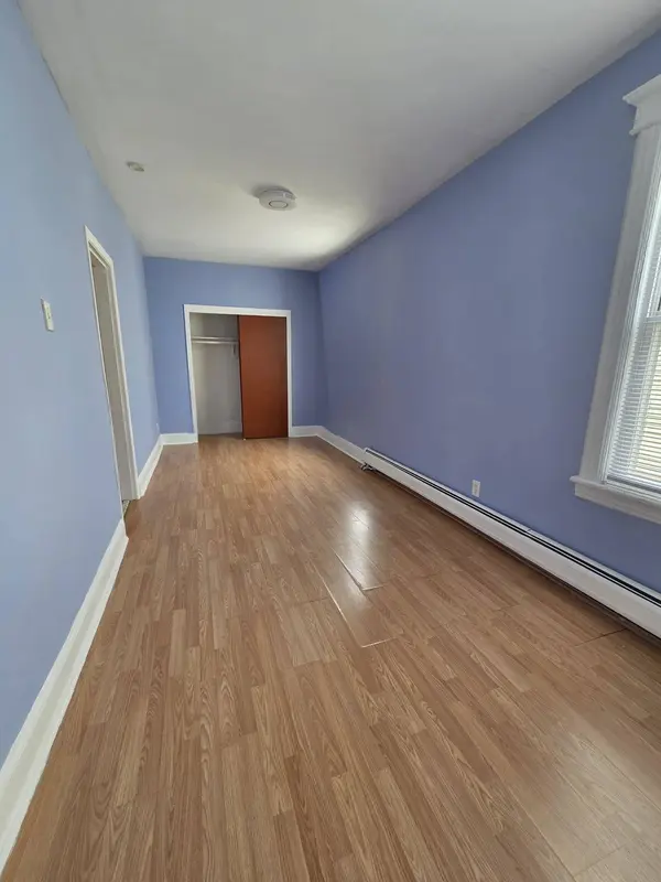 364 WOODLAWN AVE, Jc West Bergen, NJ 07305