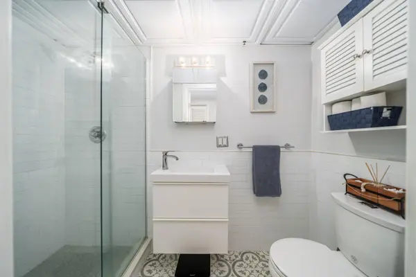 512 1ST ST  #4, Hoboken, NJ 07030