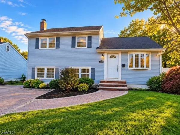 153 Whitman Ave