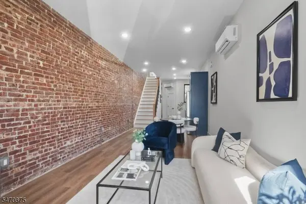 124 Lexington Ave, Jersey City, NJ 07304