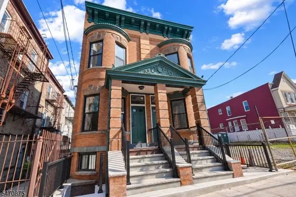 124 Lexington Ave