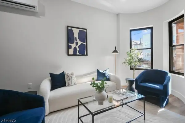 124 Lexington Ave, Jersey City, NJ 07304