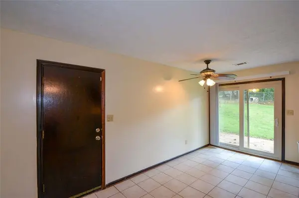 1070 Salisbury TRL, Riverdale, GA 30296