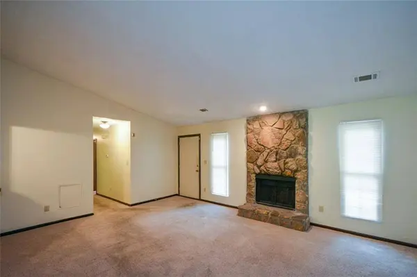 1070 Salisbury TRL, Riverdale, GA 30296