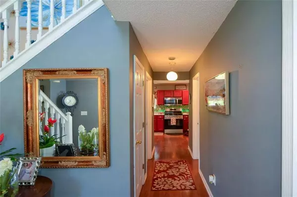 925 Reda CT, Mcdonough, GA 30253