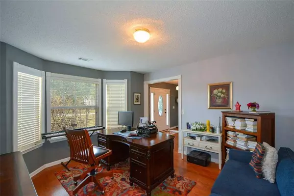 925 Reda CT, Mcdonough, GA 30253