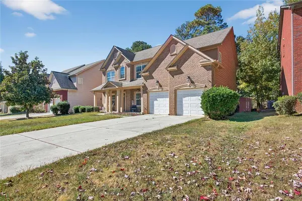 3871 Paper Birch LN, Lithonia, GA 30038