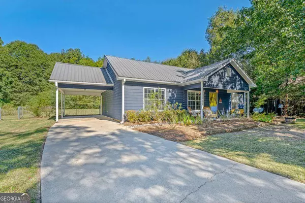 385 Sunset DR, Statham, GA 30666