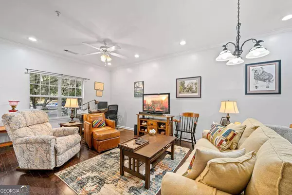 205 Woodstone DR #14, Athens, GA 30606