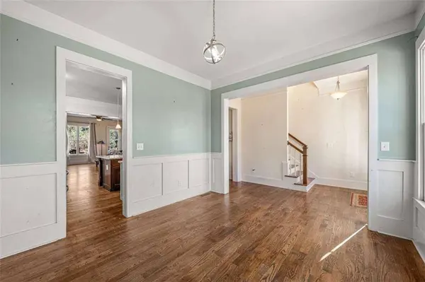 353 Edgewater DR, Athens, GA 30605