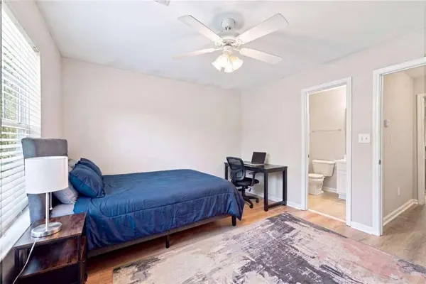 1035 Barnett Shoals RD #452, Athens, GA 30605