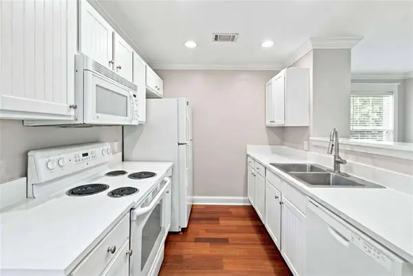 1035 Barnett Shoals RD #452, Athens, GA 30605