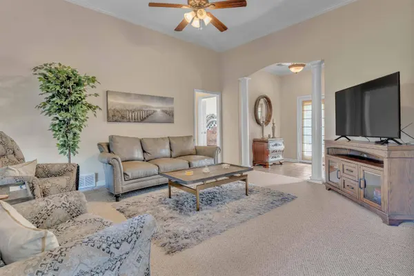5113 MELISSA WODS DR, Memphis, TN 38135