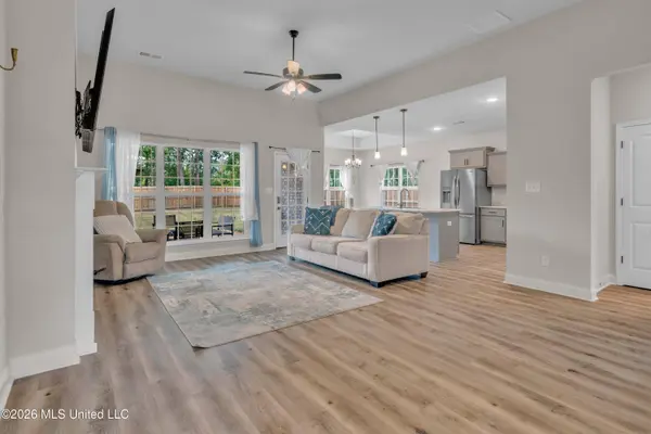 963 Buttermilk Drive, Nesbit, MS 38651