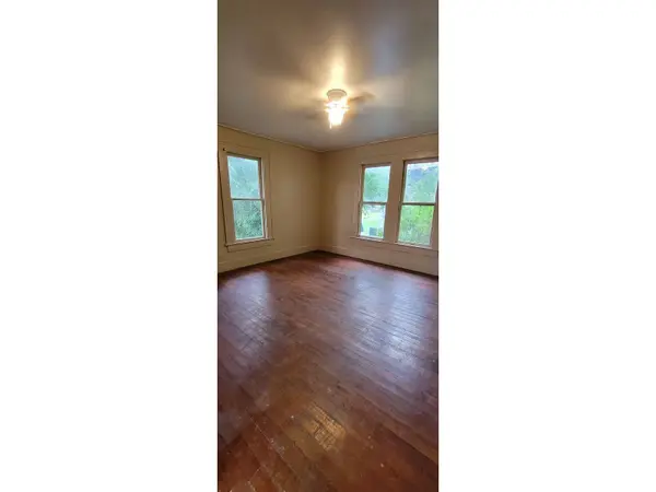 2930 Regent ST, Shreveport, LA 71109