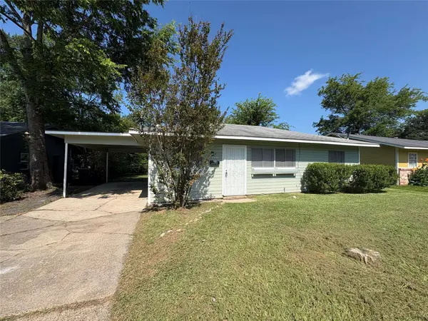 8408 David DR