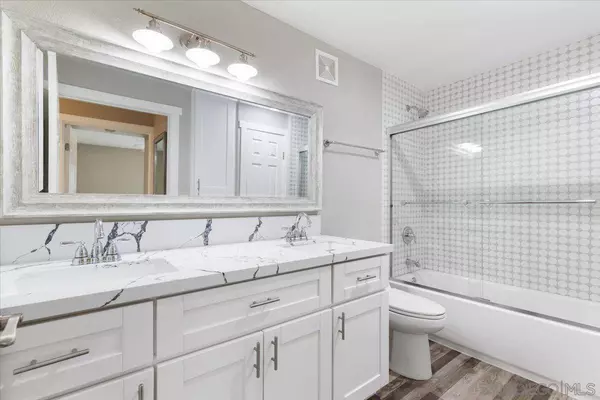 745 E Bradley Ave #43, El Cajon, CA 92021