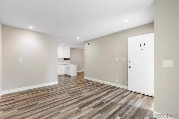 745 E Bradley Ave #43, El Cajon, CA 92021