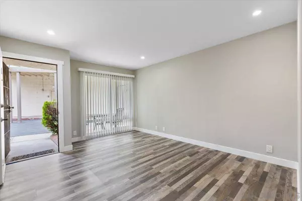 745 E Bradley Ave #43, El Cajon, CA 92021