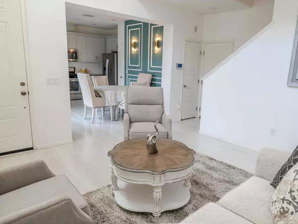 1320 Calle Sandcliff, San Diego, CA 92154