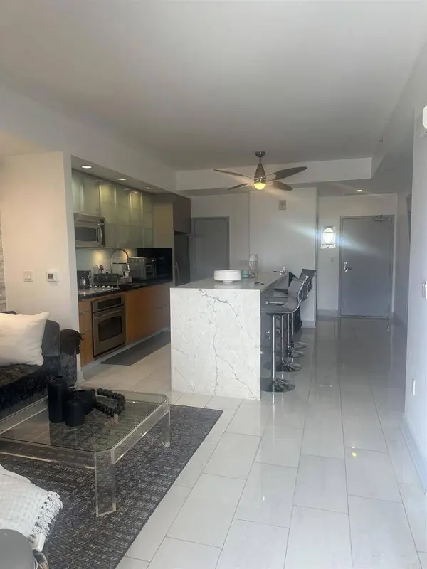 575 6th AVE #905, San Diego, CA 92101