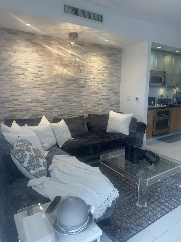 575 6th AVE #905, San Diego, CA 92101
