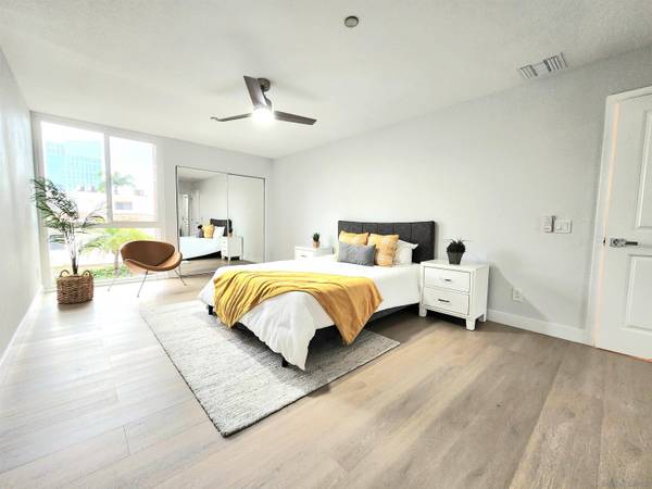 850 State Street #204, San Diego, CA 92101