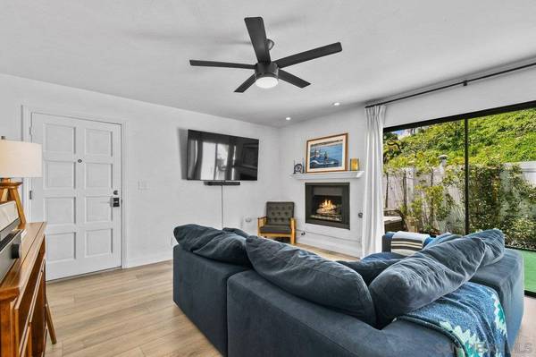 1227 Evergreen Drive, Cardiff By The Sea, CA 92007