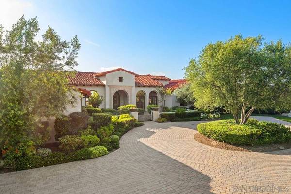 8084 Entrada De Luz East, San Diego, CA 92127