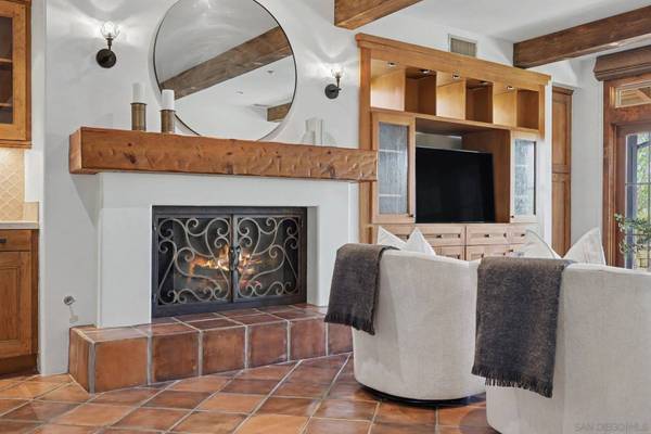 7929 Entrada De Luz East, San Diego, CA 92127