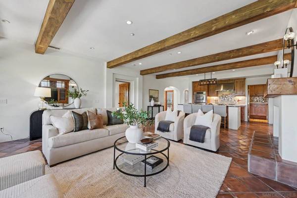 7929 Entrada De Luz East, San Diego, CA 92127